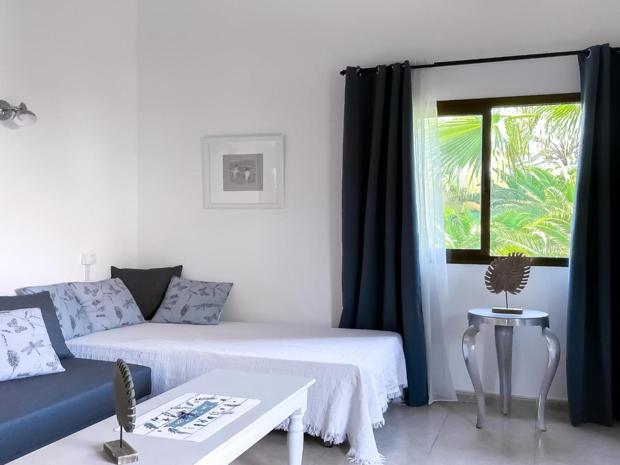 Oasis Tamarindo By Best Holidays Fuerteventura Corralejo Rum bild